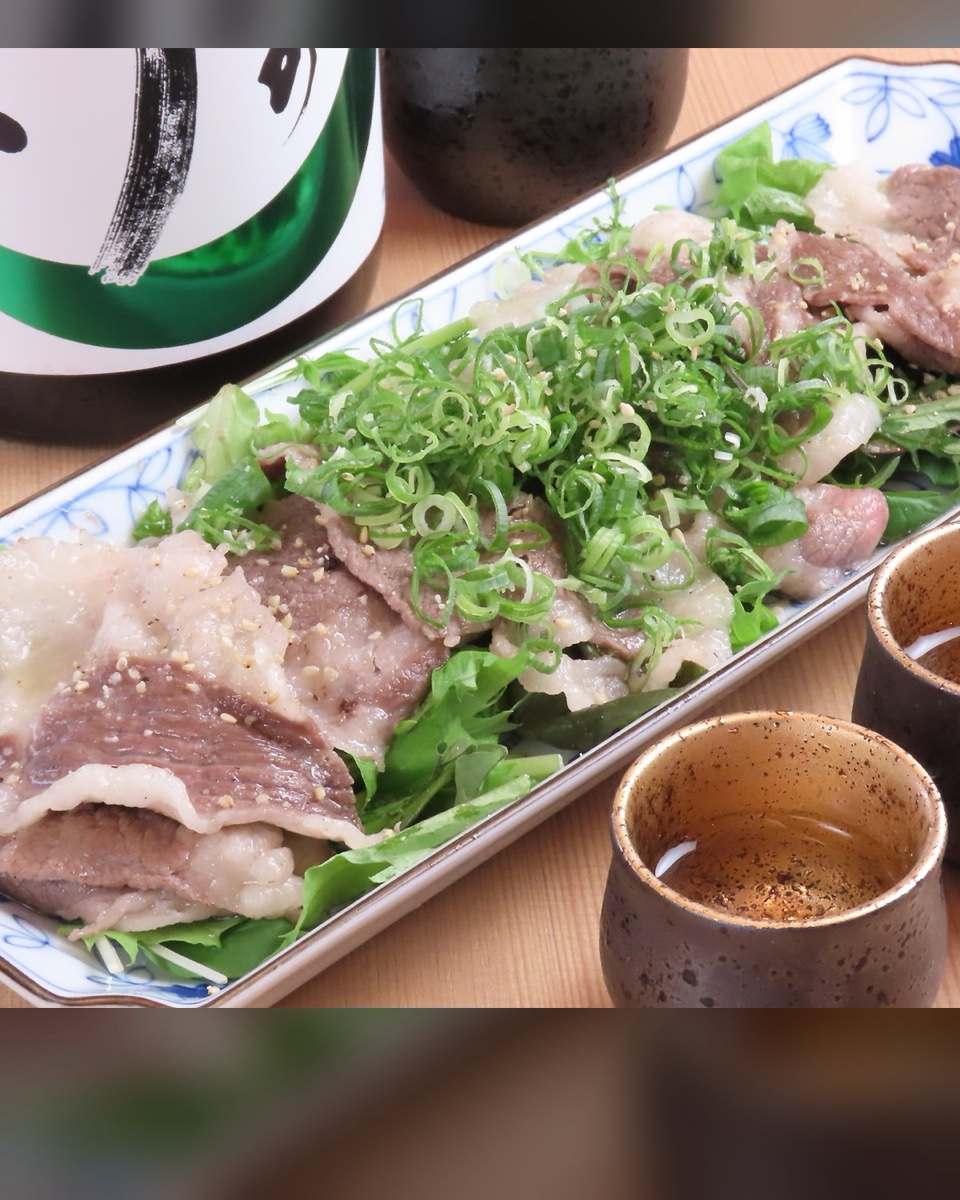 炙った脂の甘みを、ゆっくりと。